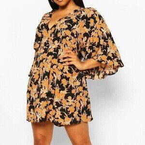 NEW NWT BOOHOO Plus Size Floral Wrap Skater Dress Black Brown Surplice Boho Knee